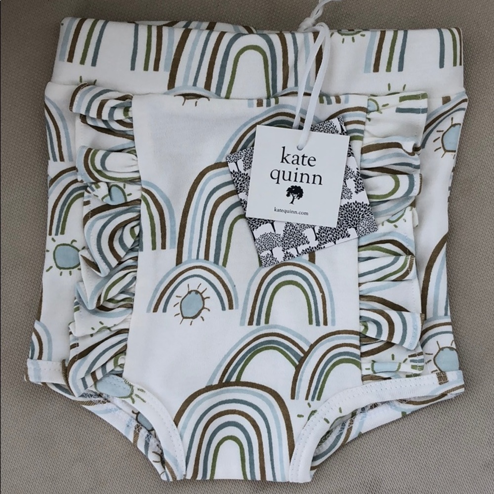 Brand new kate Quinn bloomers